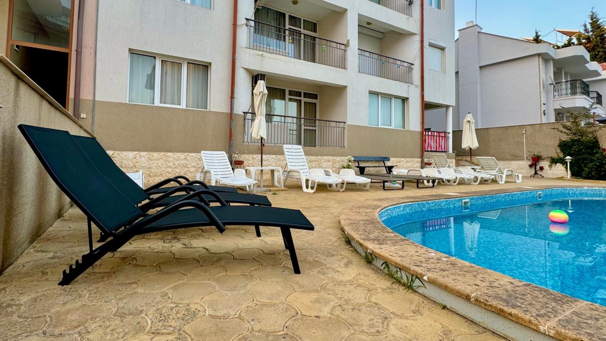 Beachfront Havana Sveti Vlas Bagian luar foto