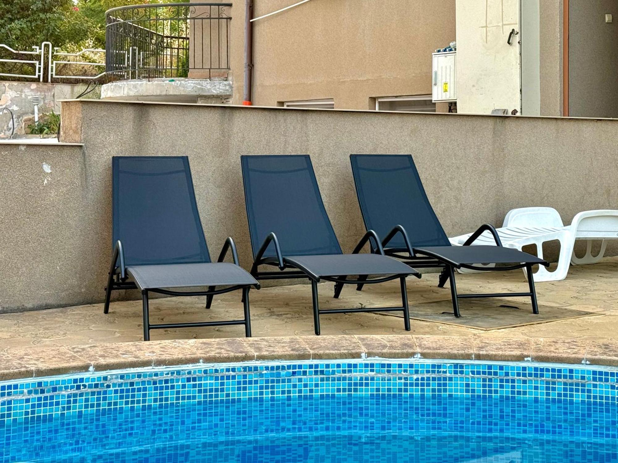 Beachfront Havana Sveti Vlas Bagian luar foto