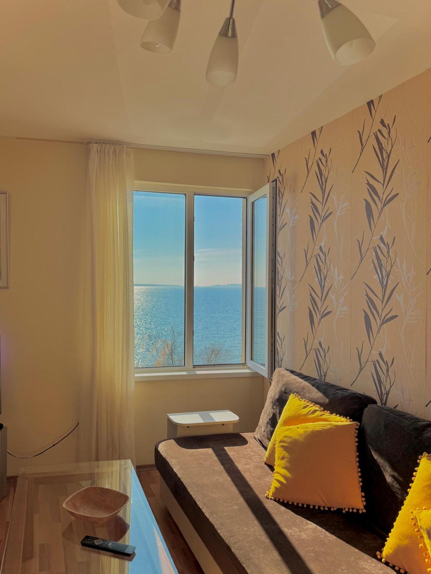 Beachfront Havana Sveti Vlas Bagian luar foto